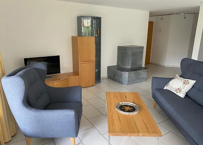 Ferienwohnung Fuer 5 Personen In Cumpadials, Inmitten Der Surselva