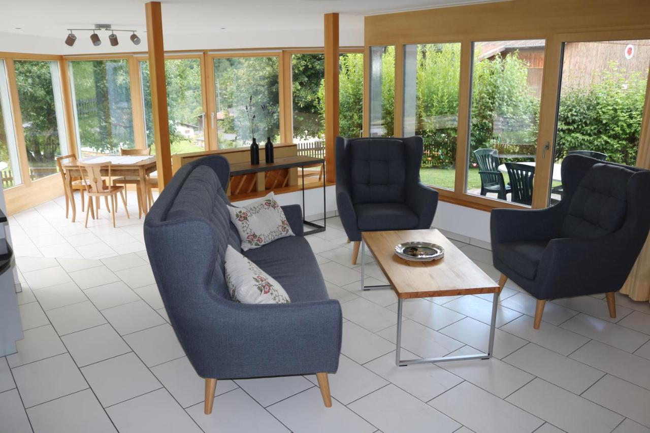 Fuer 5 Personen In Cumpadials, Inmitten Der Surselva Appartement Sumvitg