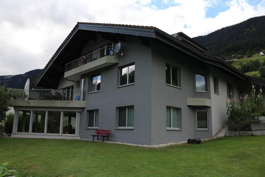 Apartamento Für 5 Personen In Cumpadials, Inmitten Der Surselva *